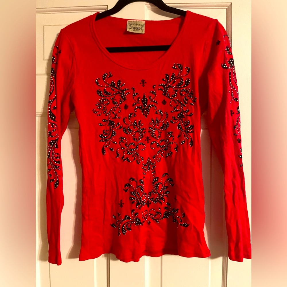 Women’s long sleeve tee shirt